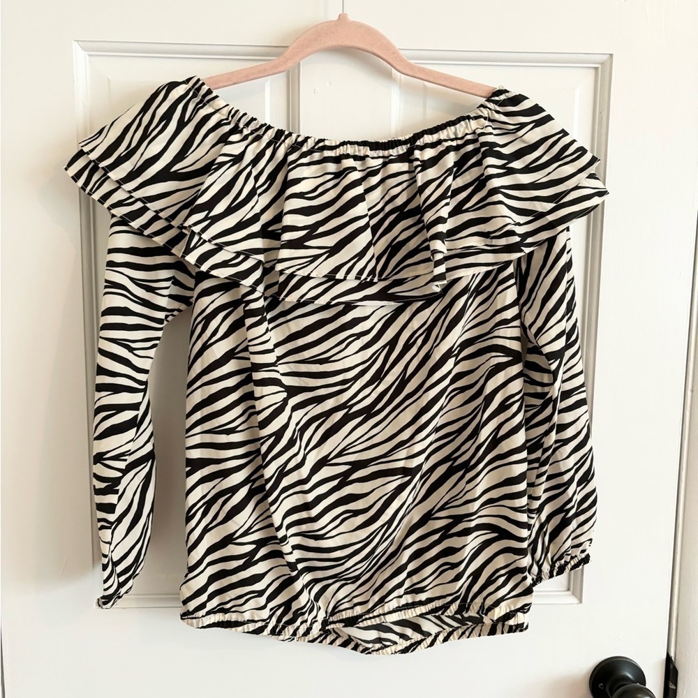 Michael Michael Kors tiger ruffle animal print top size XS new - Picture 4 of 5